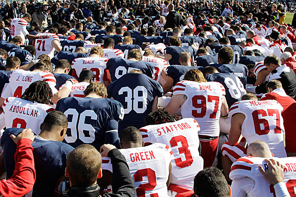 Penn State honors its football history with creation of Legacy Plaza at Beaver  Stadium