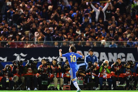 image: English Premier League team Chelsea forward Juan Mata celebrates his goal against Mexico's Monterrey during their 2012 Club World Cup semi-final football match at Yokohama, Dec. 13, 2012. 